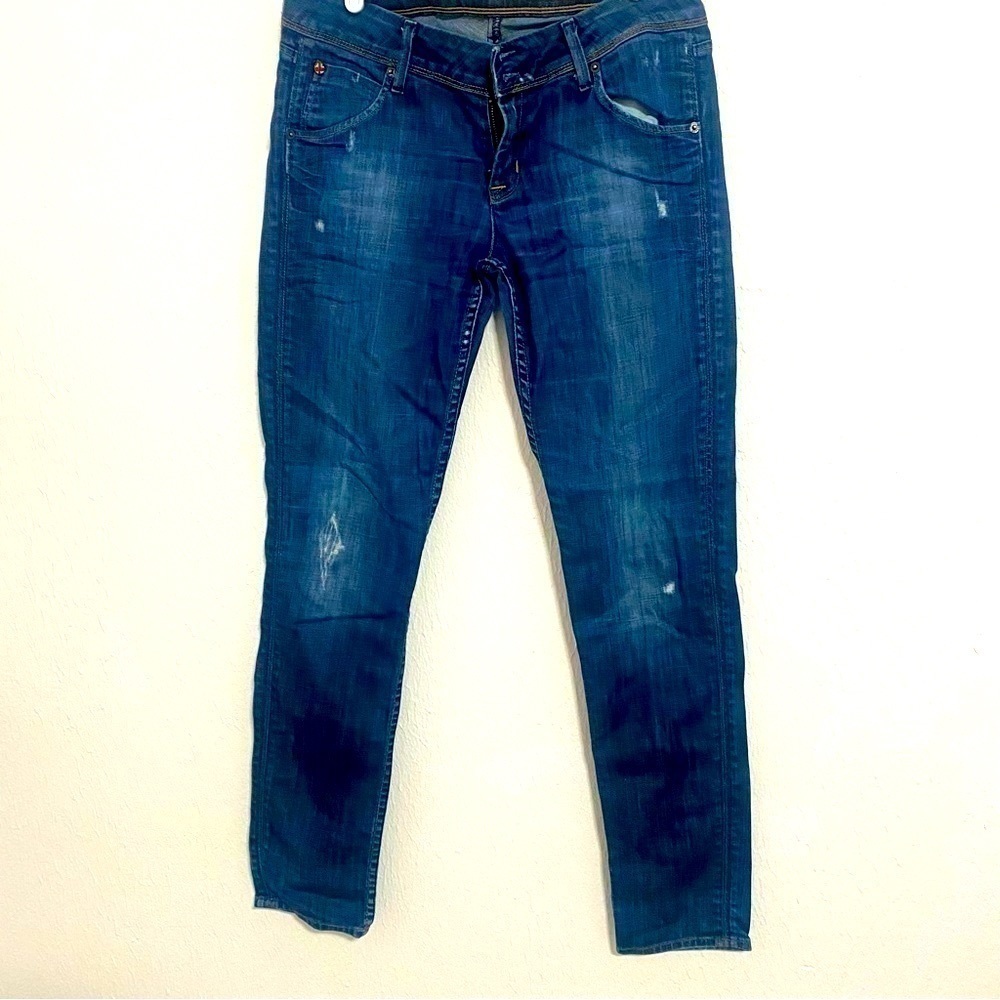 Hudson Women’s Jeans Made In The USA, size 29  (missing buttons on back pockets)